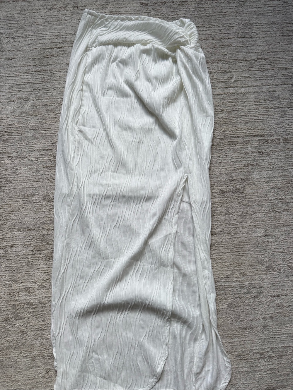 SHEIN White Ruched Asymmetrical Tube Skirt Set (Size XS) - Picture 4 of 6